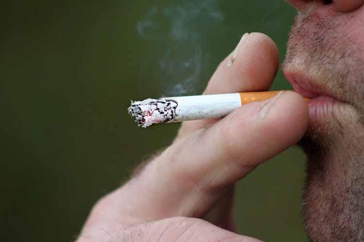 Tabaco é o grande vilão do câncer de boca, aponta médico da Unifesp