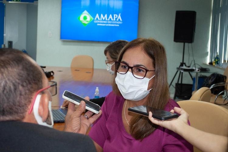 Aulas presenciais na rede pública e privada retornam somente em 2021