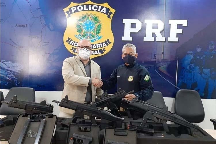 POLÍCIA CIVIL RECEBE A DOAÇÃO DE SUBMETRALHADORAS, PISTOLAS E VEÍCULO DA POLÍCIA RODOVIÁRIA FEDERAL NO AMAPÁ