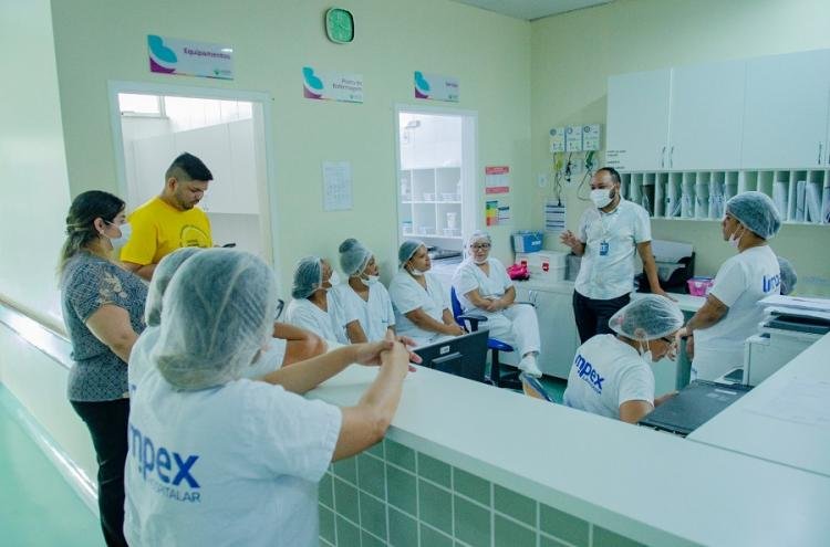 Profissionais de saúde em Oiapoque participam de capacitação em acolhimento humanizado