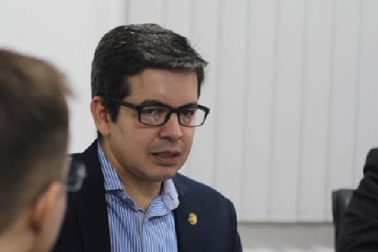 Senador Randolfe sugere “Gabinete de Gestão” para regularizar terras no Amapá