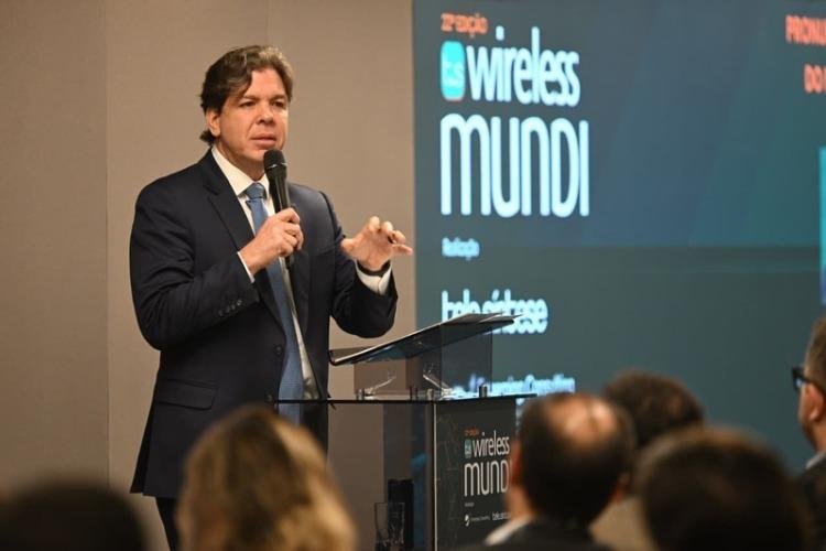 Ministro das Comunicações destaca expansão da infraestrutura digital e oportunidades de investimento no Brasil no Wireless Mundi 2026