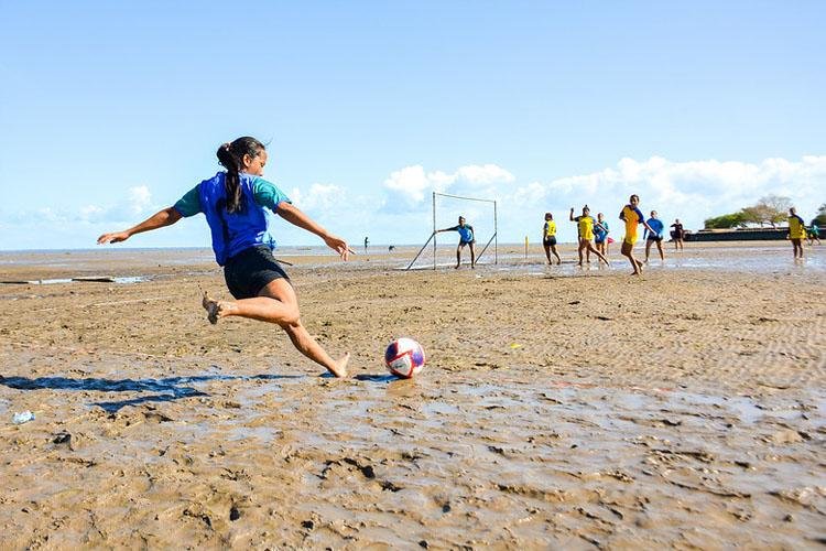 Torneio de Futlama é realizado às margens do Rio Amazonas