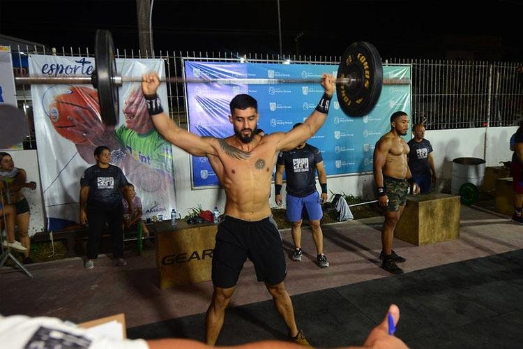 Competição de Crossfit na 52ª Expofeira: Teste de força e resistência