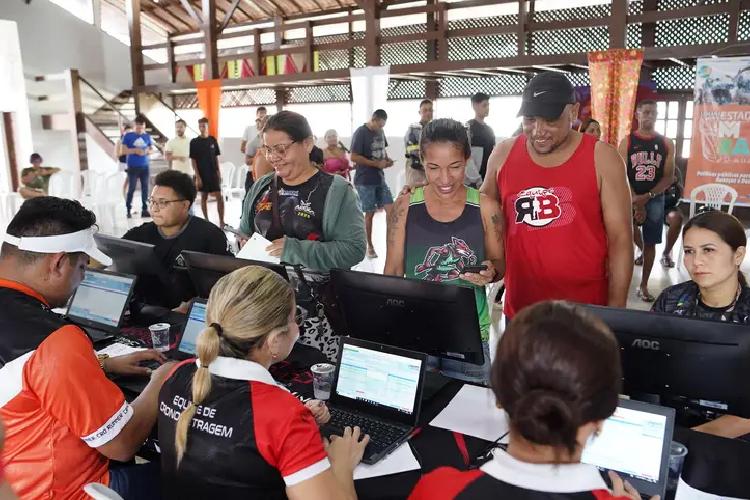 Corrida do Ciclo do Marabaixo: atletas recebem kits para 1ª edição do evento no Amapá