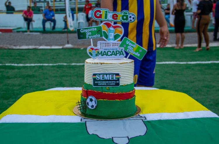 Partida entre ex-craques celebra 74 anos do Complexo Esportivo Glicério de Souza Marques