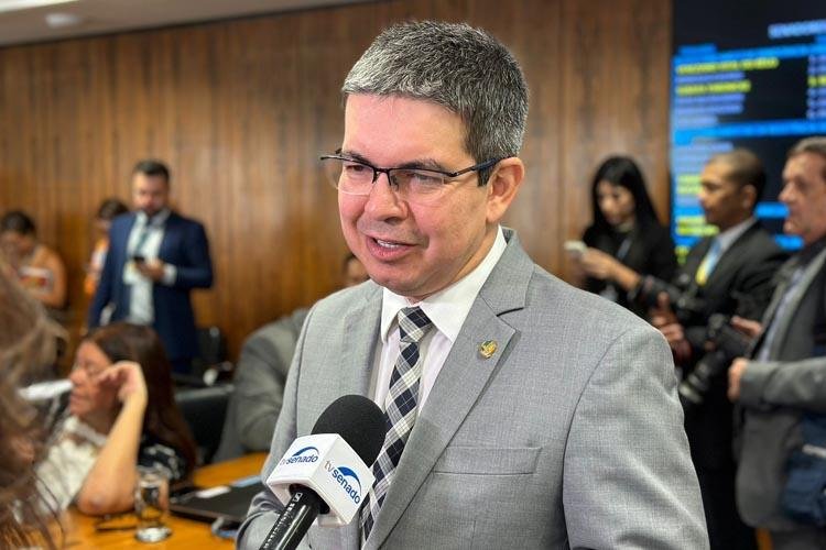 Randolfe garante a liberação de mais R$2,6 milhões para Assistência Social de 4 municípios do Amapá