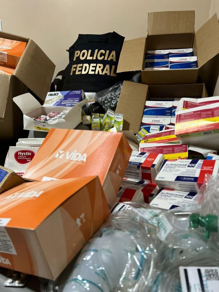 Polícia Federal realiza operação para investigar desvio de medicamentos