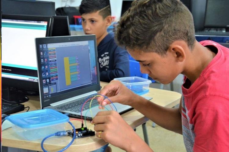 Nova edição do curso Teen Robótica oferta 40 vagas para estudantes de escolas públicas do Amapá