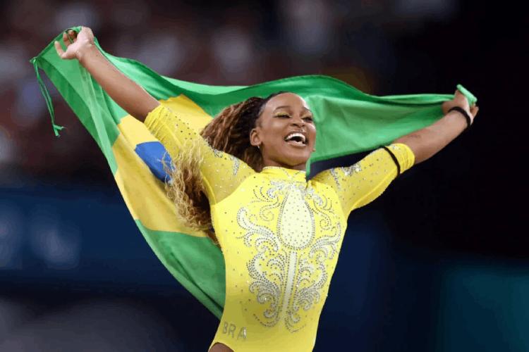 Paris 2024: A guerreira brasileira Rebeca Andrade conquista o ouro na ginástica olímpica