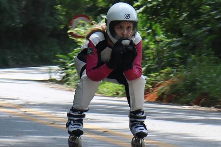 Patinadora brasileira é a primeira mulher nas olimpíadas Rollergames 2019 em Barcelona