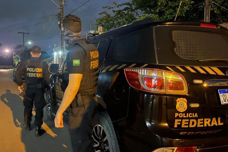 Polícia Federal desmantela associação criminosa que usava pix de companheiras para venda de drogas