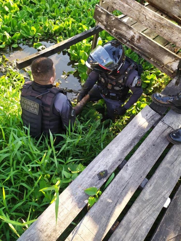 Criminoso morre em confronto armado com a Força Tática em Santana  