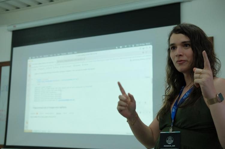 Primeira professora trans do ICMC rompe estigmas e promove diversidade