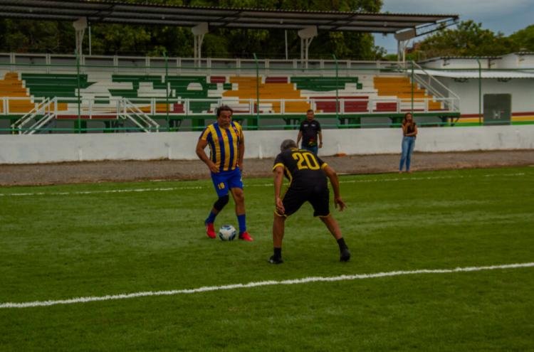 Partida entre ex-craques celebra 74 anos do Complexo Esportivo Glicério de Souza Marques
