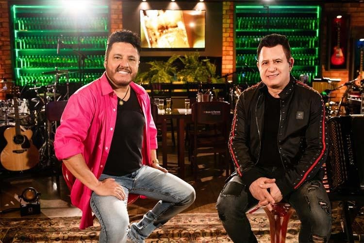 Bruno & Marrone, Léo Magalhães e Enzo Rabelo: Fim de semana de lives para toda a família
