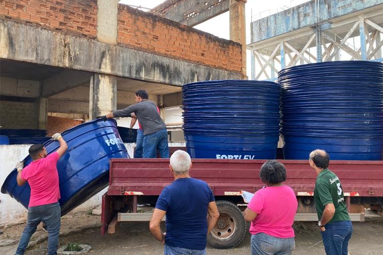 Governo do Amapá envia 300 caixas d’água da ajuda humanitária aos municípios de Tartarugalzinho, Amapá e Pracuúba