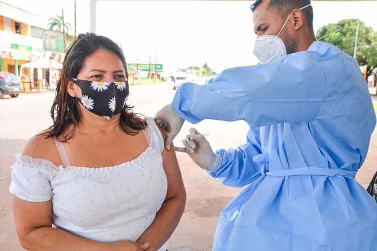 DIA D DE VACINAÇÃO CONTRA A INFLUENZA ACONTECERÁ NESTE SÁBADO (8)