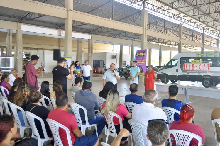 'É uma oportunidade que abre portas para o meu futuro', diz jovem habilitado pelo Habilita Amapá