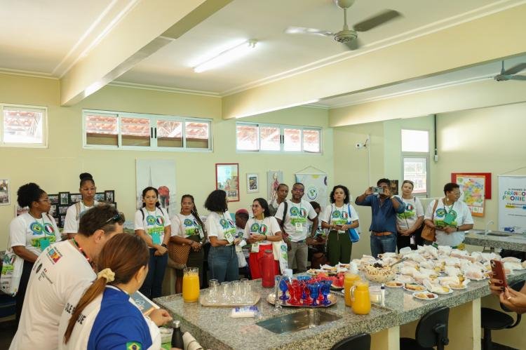 Professores guianenses participam de visitas técnicas guiadas e conhecem metodologia e cultura educacional do Amapá
