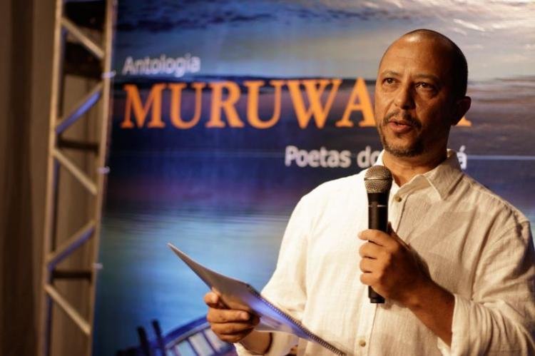 Antologia Muruwakã reúne 64 poetas amapaenses em celebração literária, em Macapá