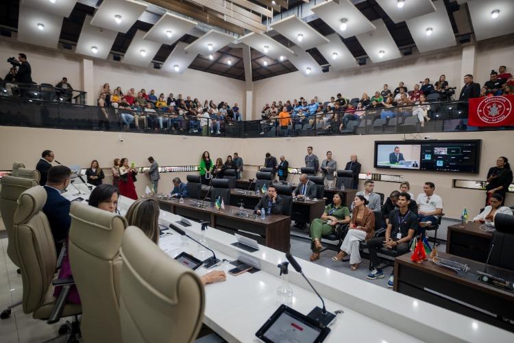 Composição partidária da Alap é alterada após janela partidária