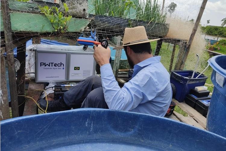 Ajuda humanitária: arquipélago de Bailique recebe doação de equipamento de purificação e filtragem de água potável