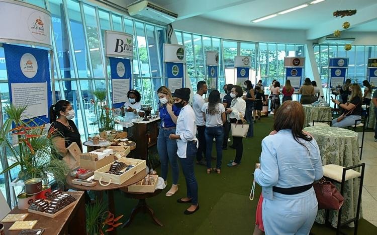 Sebrae promove exposição de produtos em processo de regularização