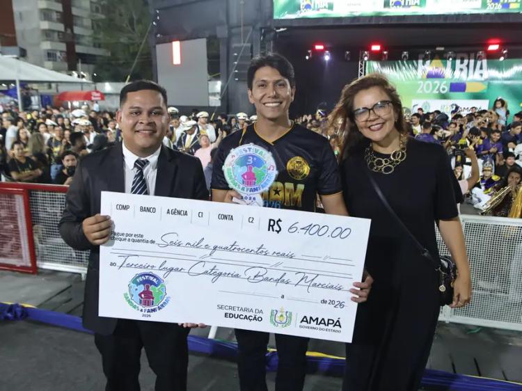 AVT é a grande campeã do segundo dia do VII Festival Estadual de Bandas e Fanfarras do Amapá, na categoria Marcial