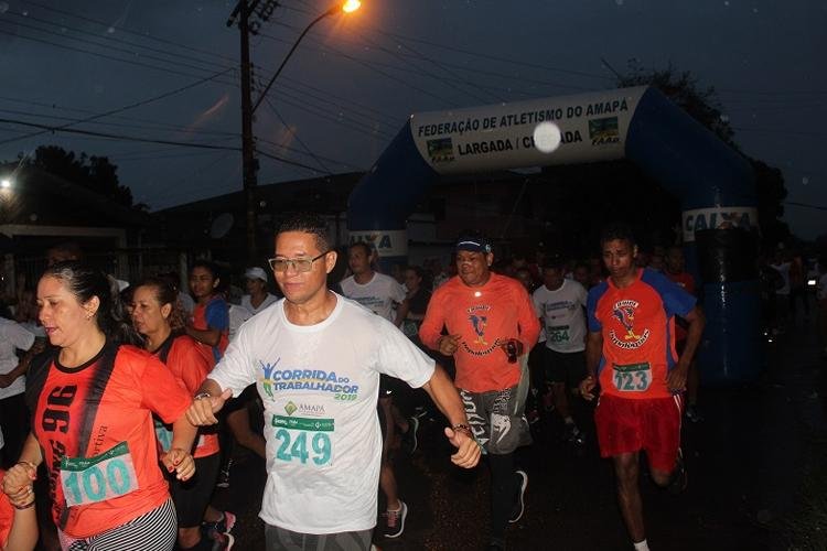 Corrida do Trabalhador reúne mais de 400 atletas na rodovia do Curiaú