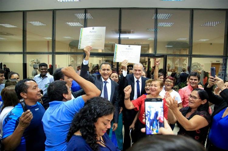 Waldez Góes é diplomado para o inédito quarto mandato de governador do Amapá