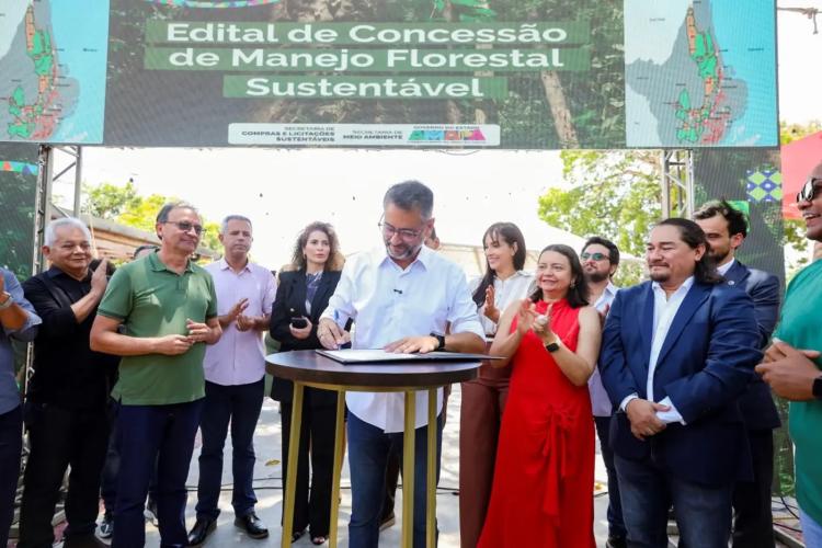 Governador Clécio Luís lança concessão florestal histórica e projeta Amapá como potência da economia verde e sustentável