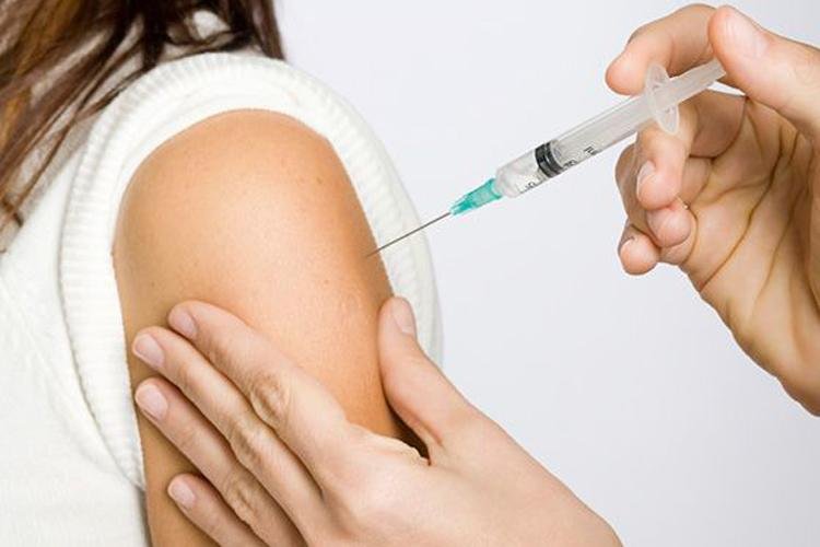 Vacina contra o HPV: Médico do CEUB reforça a importância da vacinação antes do início da vida sexual