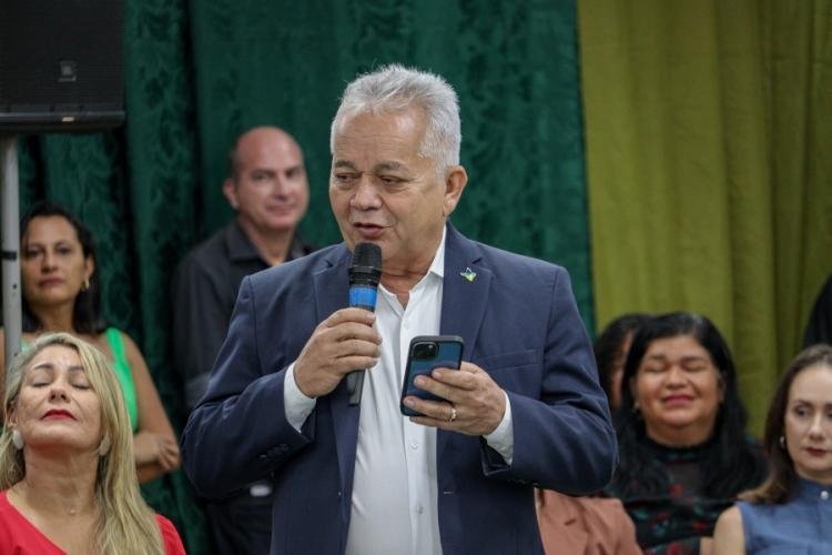 Governo do Amapá apresenta dados positivos da alfabetização para prefeitos e profissionais da educação dos 16 municípios