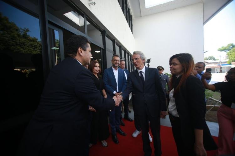 Em ação conjunta com o governo do Amapá, Davi luta para que visto para Guiana seja dispensado para os amapaenses