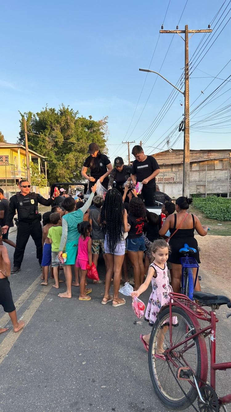Em Laranjal do Jari, polícias civil e penal realizam ação social no Dia das Crianças