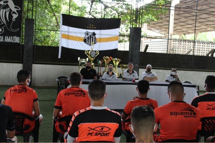Santos-Ap apresenta seu elenco profissional para a disputa do Amapazão