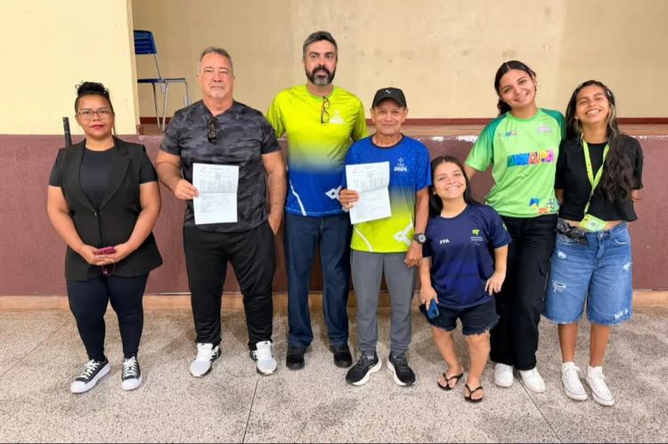 Governo do Amapá entrega passagens para delegação que vai disputar as Paralimpíadas Escolares 2026