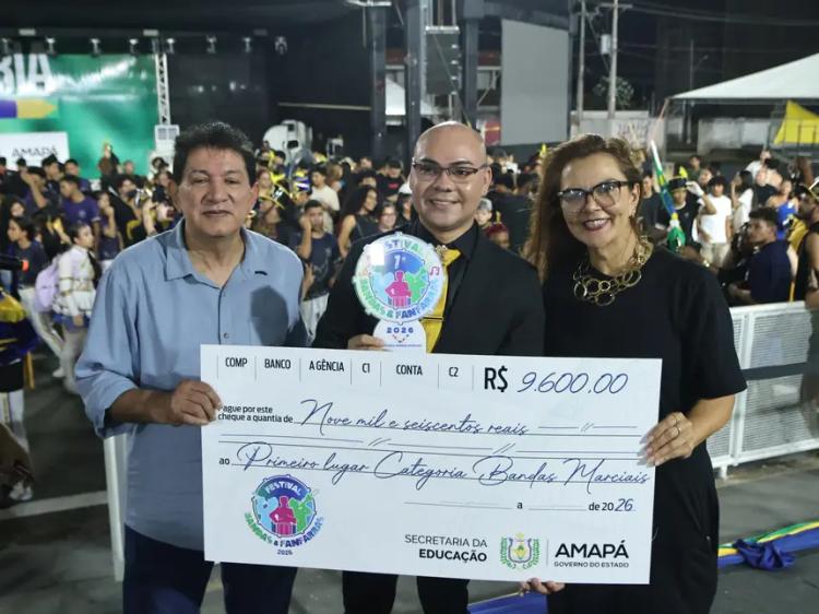 AVT é a grande campeã do segundo dia do VII Festival Estadual de Bandas e Fanfarras do Amapá, na categoria Marcial