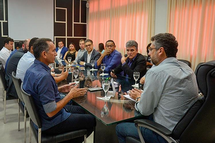 Governo do Estado e Prefeitura tratam parcerias para realização de serviços em Macapá