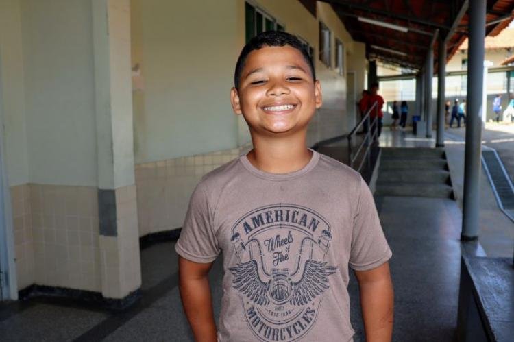 "Pretendo ser fluente e viajar para a França", diz aluno da premiada Escola Bilíngue Marly Maria, em Macapá