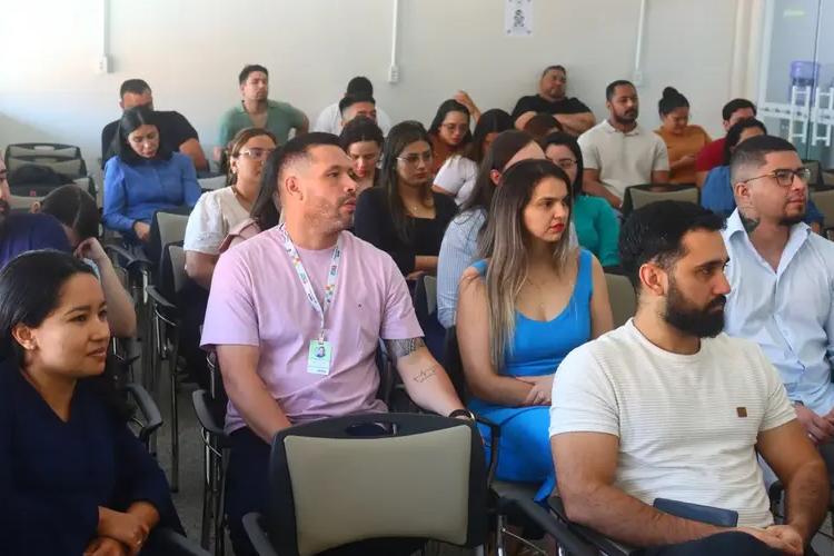 Fundação de Saúde do Amapá qualifica médicos e equipes de enfermagem em hemoterapia em Macapá
