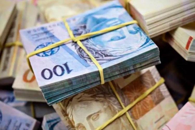 Bandidos levam mais de R$ 100 mil em assalto que ocorreu dentro da agência do Banco do Brasil localizada em frente à Delegacia das Mulheres