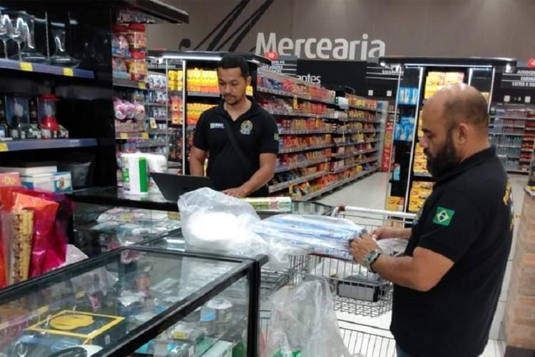Papel higiênico com quantidade menor que a especificada na embalagem é reprovado pelo Ipem