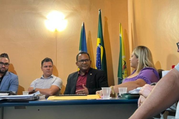 Promotor de Pedra Branca apresenta metodologia de trabalho aos gestores de Serra do Navio