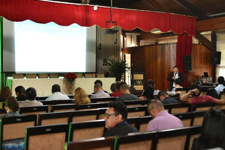 Executivo apresenta investimentos na gestão ambiental e saneamento no 1º Encontec