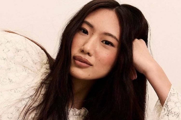 Beleza asiática ganha destaque nas passarelas!