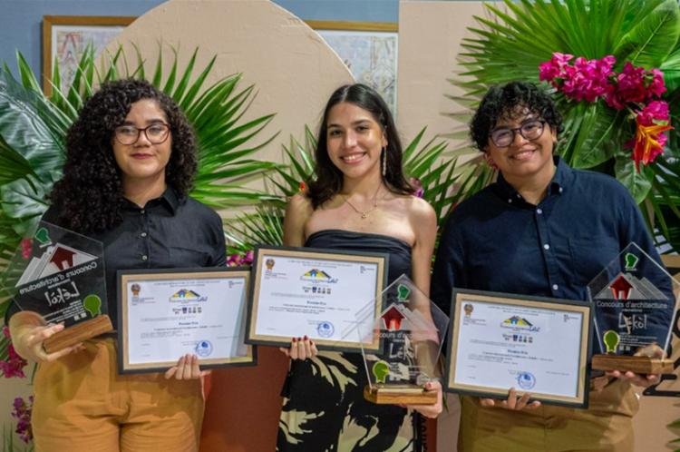 Acadêmicas de Arquitetura conquistam primeiro lugar em concurso internacional