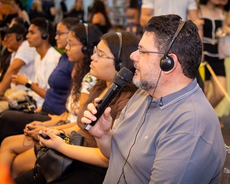 Chef Flora surpreende na Feira de Negócios do Vale do Jari com Moranga de Acari e Camarão