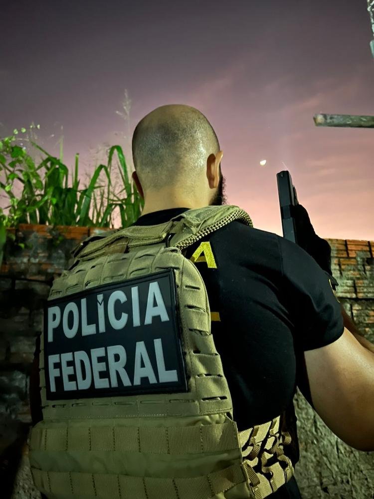 Macapá em choque: Jovem preso por monstruosidade - 178 Vídeos e Fotos de pornografia infantil descobertos